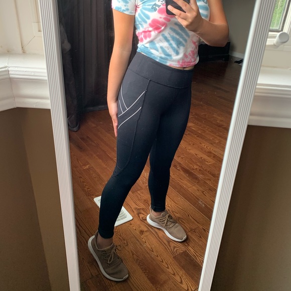 Athletic Leggings - Picture 4 of 6